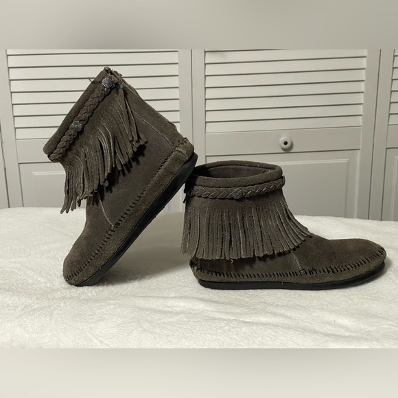 Minnetonka high top back zip boot - Picture 3 of 6